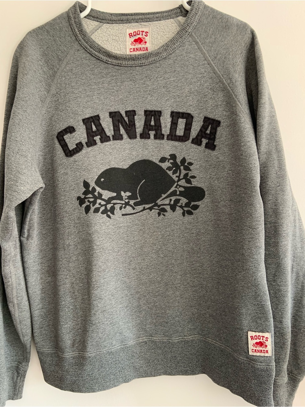 Roots Canada Men's Grey Crewneck with Beaver Graphic